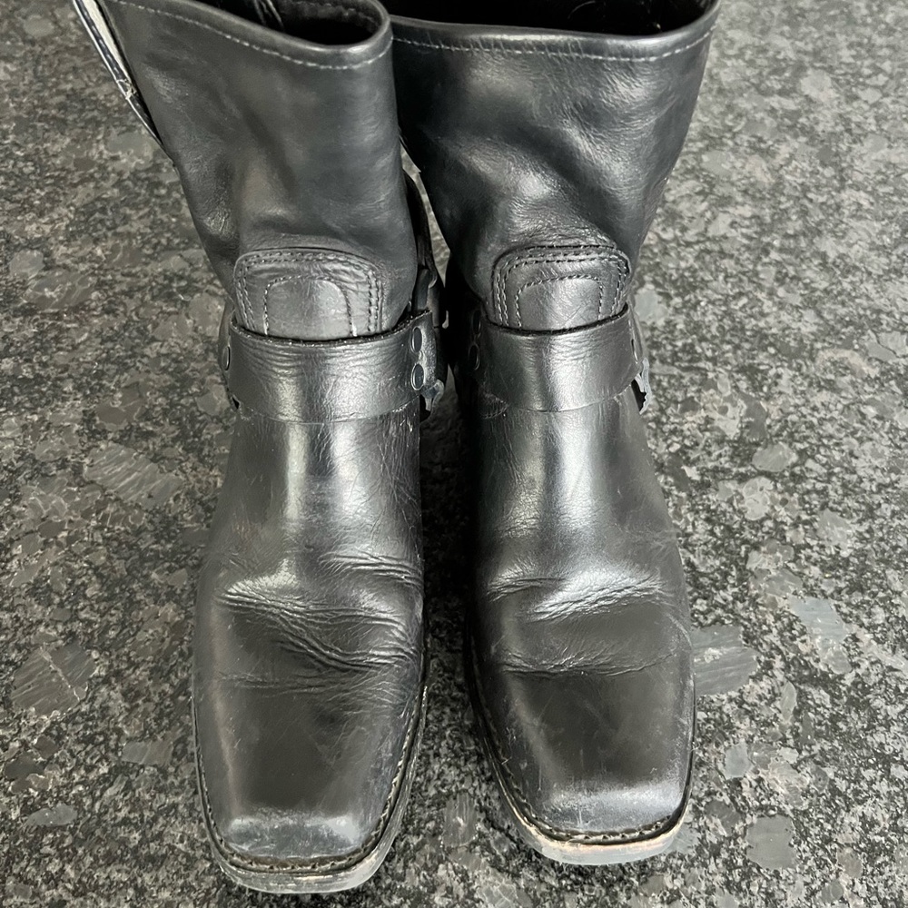 COPY - Womens Frye Harness boot